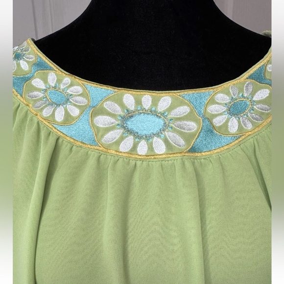 Bob Mackie Blouse Tunic 2X Womens Green Top Floral Embroidered Beaded Party Boho - Picture 4 of 9